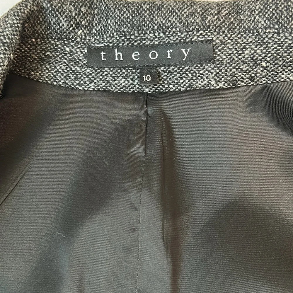 Theory Dark Gray Wool Tweed Button Front Blazer Jacket Lined Size 10 - Picture 8 of 10